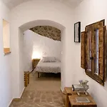 Cuevas Cortijo El Capellan *