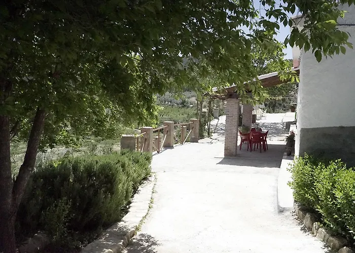 Cuevas Cortijo El Capellán