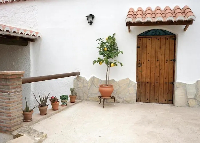 Cuevas Cortijo El Capellán Cortes (Asturias)