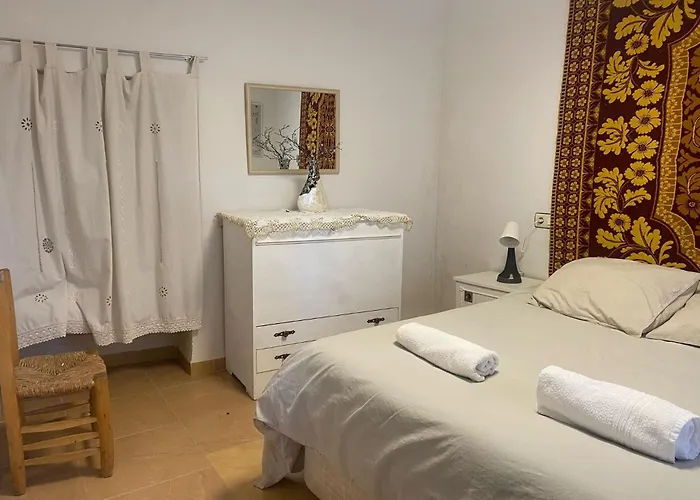 Сasa de vacaciones Cuevas Cortijo El Capellán Cortes (Asturias)