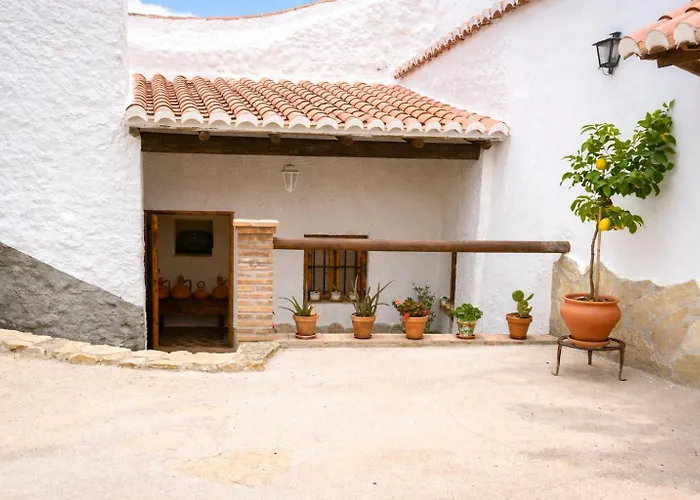 Cuevas Cortijo El Capellán Сasa de vacaciones Cortes (Asturias)