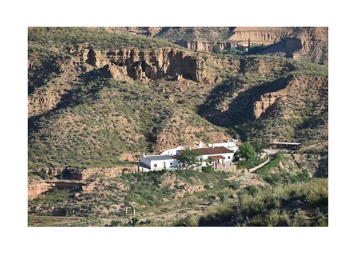 Cuevas Cortijo El Capellán Сasa de vacaciones Cortes (Asturias)